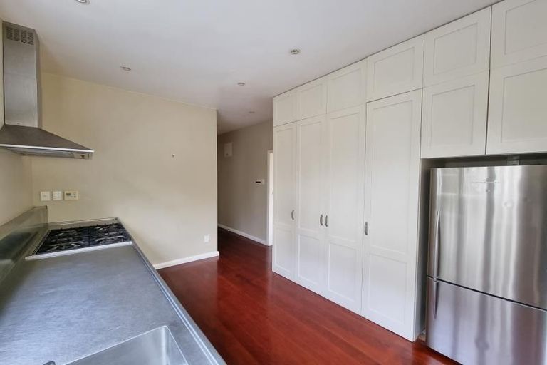 Photo of property in 68 Cashmere Avenue, Khandallah, Wellington, 6035