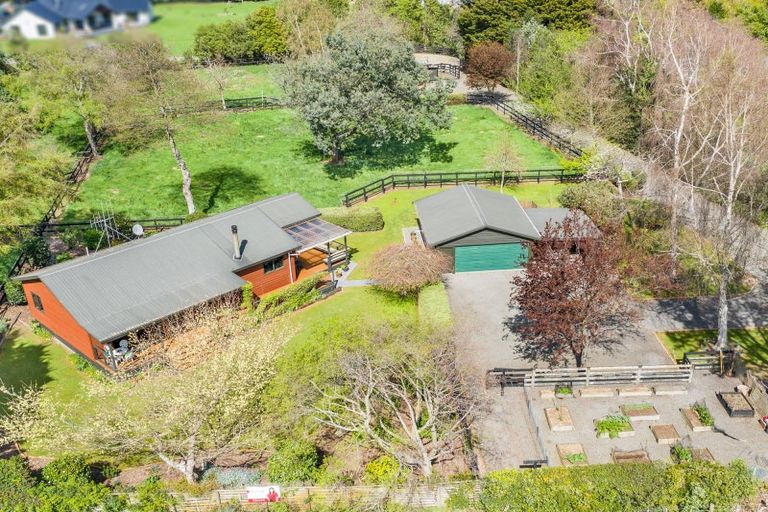 Photo of property in 80 Avenue North Road, Levin, 5510