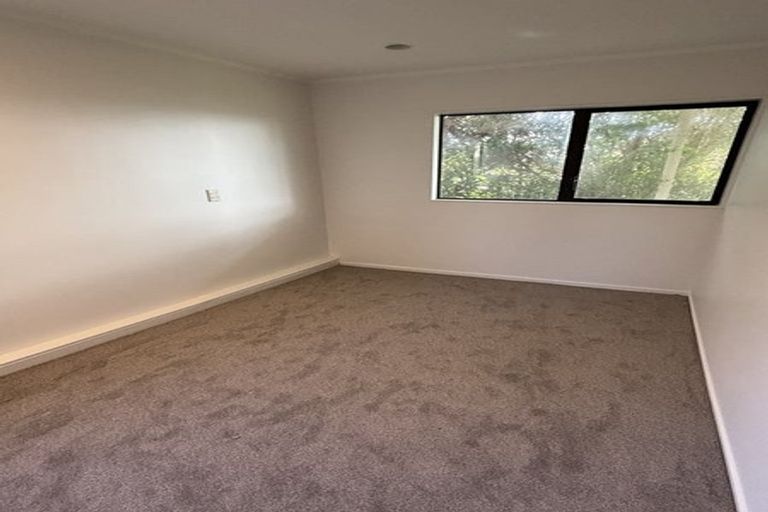 Photo of property in 14 Arrowsmith Drive, Clover Park, Auckland, 2019