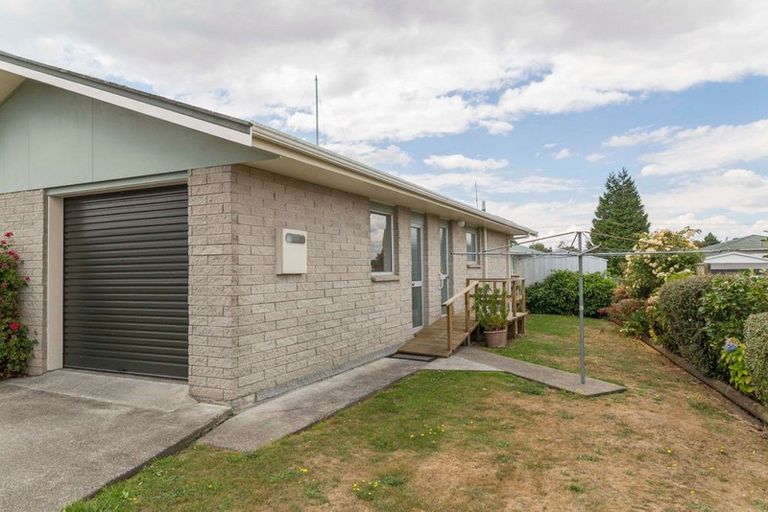 Photo of property in 11a Mccallum Street, Dannevirke, 4930