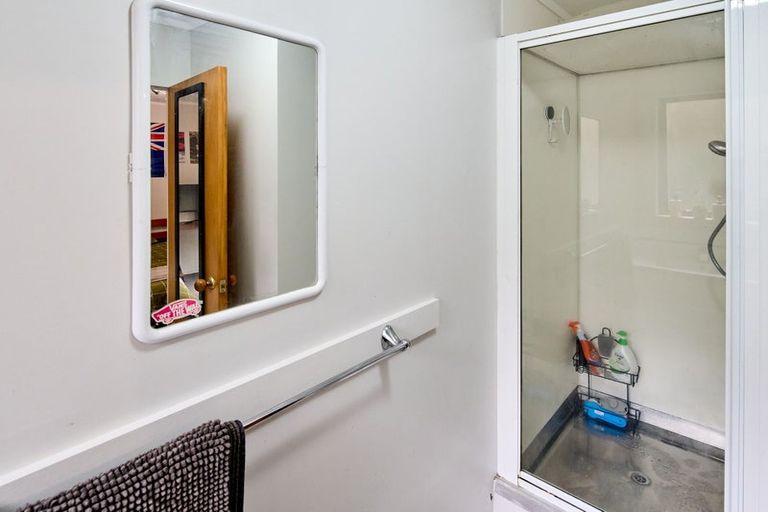 Photo of property in 12 Cullen Place, Tawa, Wellington, 5028