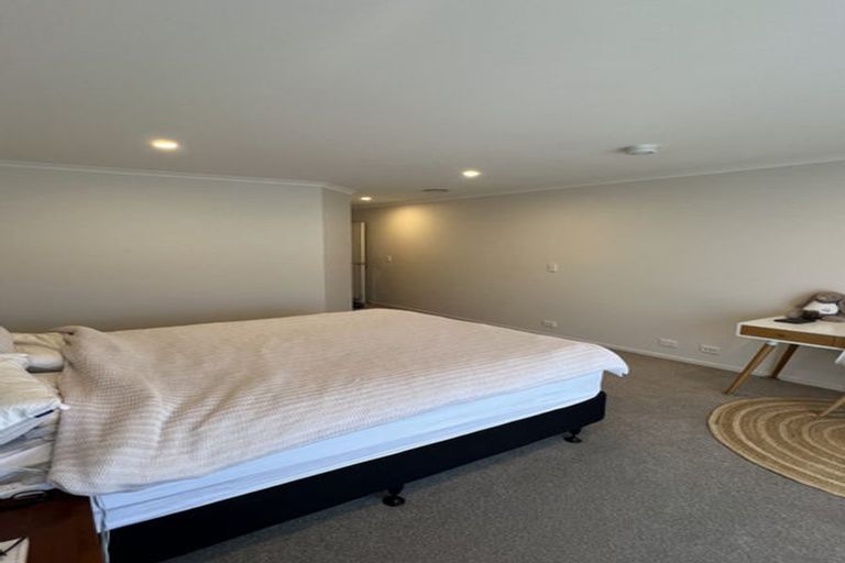 Photo of property in 98 Matairangi Avenue, Totara Heights, Auckland, 2105