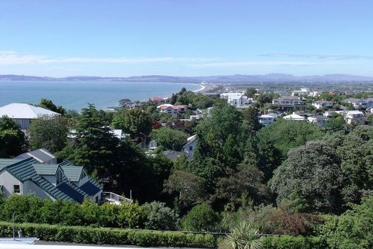 Photo of property in 16 Lighthouse Road, Bluff Hill, Napier, 4110