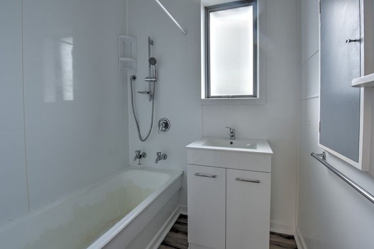 Photo of property in 69 Broughton Street, Gore, 9710