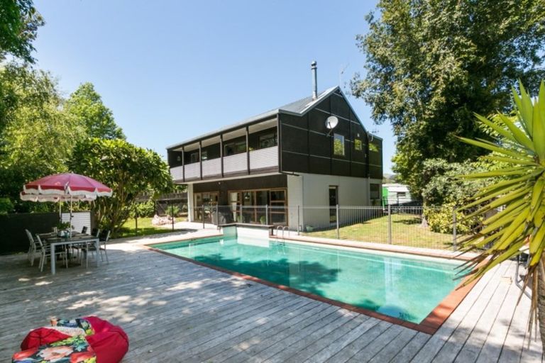 Photo of property in 46 Muritai Crescent, Havelock North, 4130