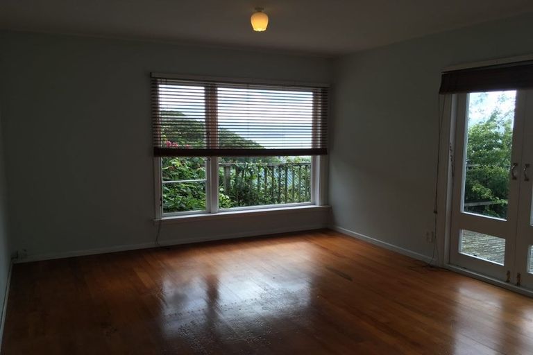 Photo of property in 60 Orangi Kaupapa Road, Northland, Wellington, 6012