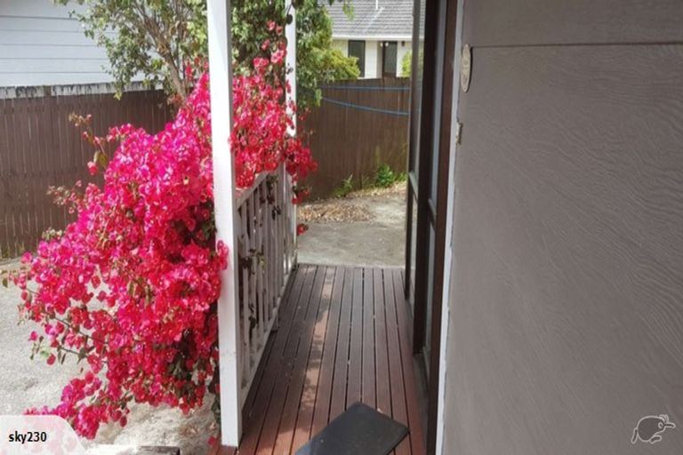 Photo of property in 1/63b Colwill Road, Massey, Auckland, 0614