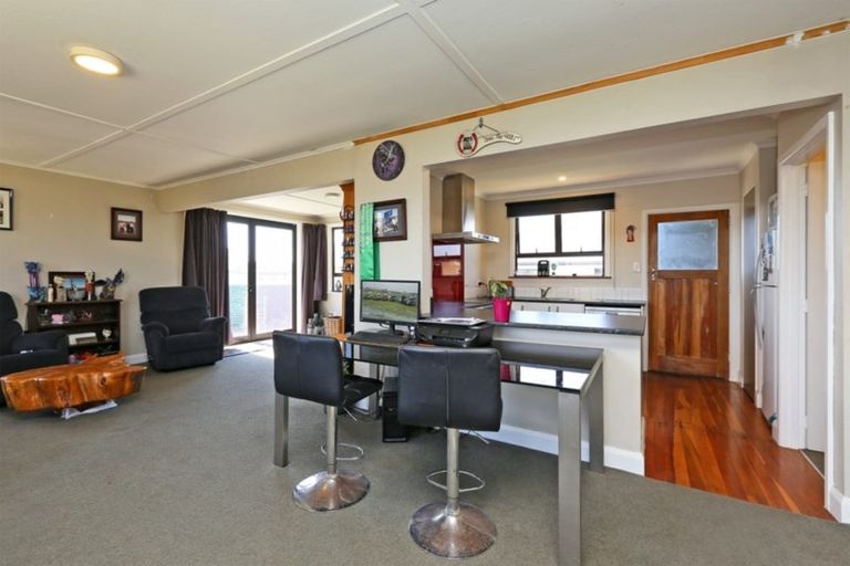 Photo of property in 1032 Beatty Street, Mayfair, Hastings, 4122