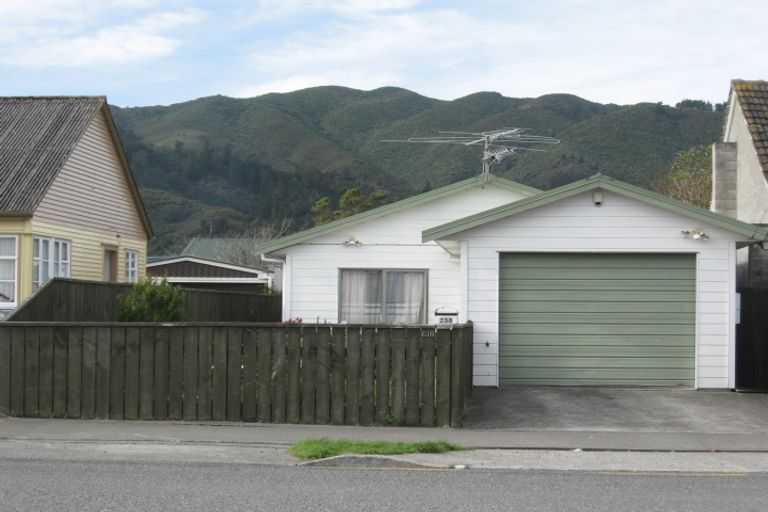 Photo of property in 238 Naenae Road, Naenae, Lower Hutt, 5011