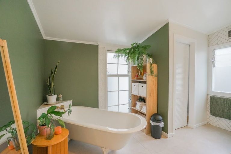 Photo of property in 1/354 Great South Road, Opaheke, Papakura, 2113