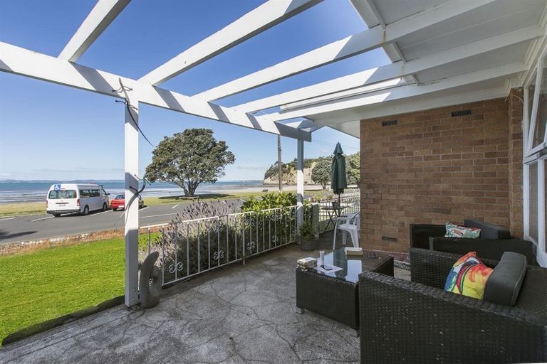 Photo of property in 61 The Esplanade, Eastern Beach, Auckland, 2012