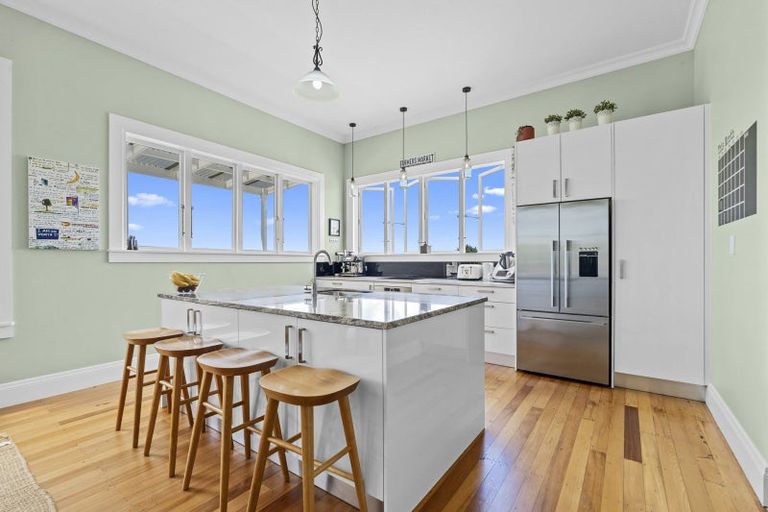 Photo of property in 79 Lincoln Road East, Everett Park, Inglewood, 4389