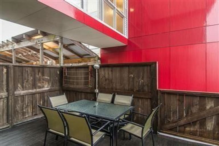 Photo of property in Galleria Apartments, 26/77 Tory Street, Te Aro, Wellington, 6011