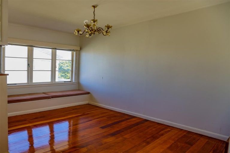 Photo of property in 449 Mount Albert Road, Mount Roskill, Auckland, 1041