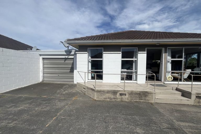 Photo of property in 1/74 Garreg Road, Bryndwr, Christchurch, 8052