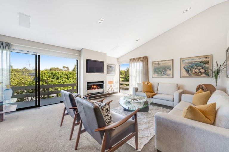 Photo of property in 24 Clovelly Road, Bucklands Beach, Auckland, 2012