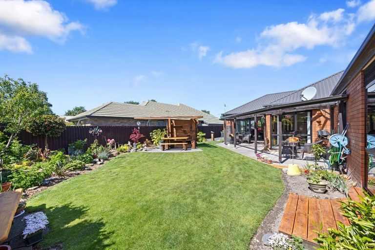 Photo of property in 6 Astor Place, Halswell, Christchurch, 8025