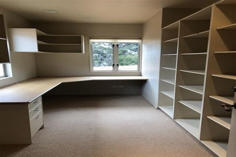 Photo of property in 14 Daldys Bush Lane, Bayview, Auckland, 0629