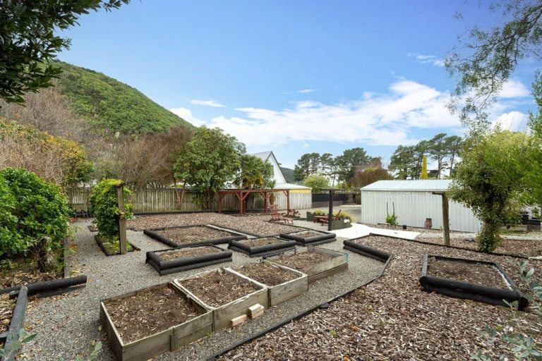 Photo of property in 307 Rarangi Beach Road, Rarangi, Blenheim, 7273