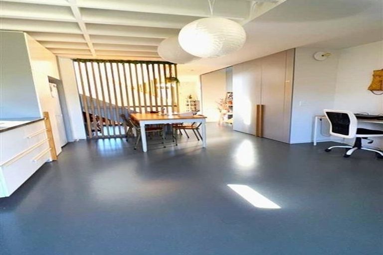 Photo of property in 383 Adelaide Road, Newtown, Wellington, 6021