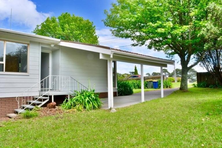 Photo of property in 2/309 Sunset Road, Sunnynook, Auckland, 0632