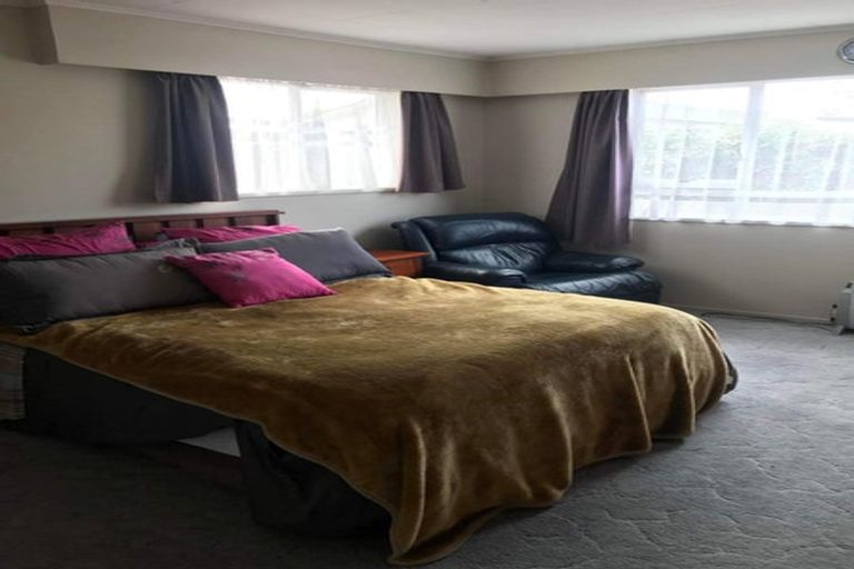 Photo of property in 1/1 Forward Street, Greenmeadows, Napier, 4112