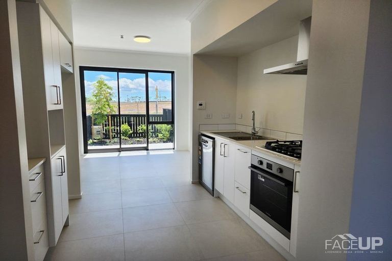 Photo of property in 46 Rahopuru Road, Westgate, Auckland, 0614