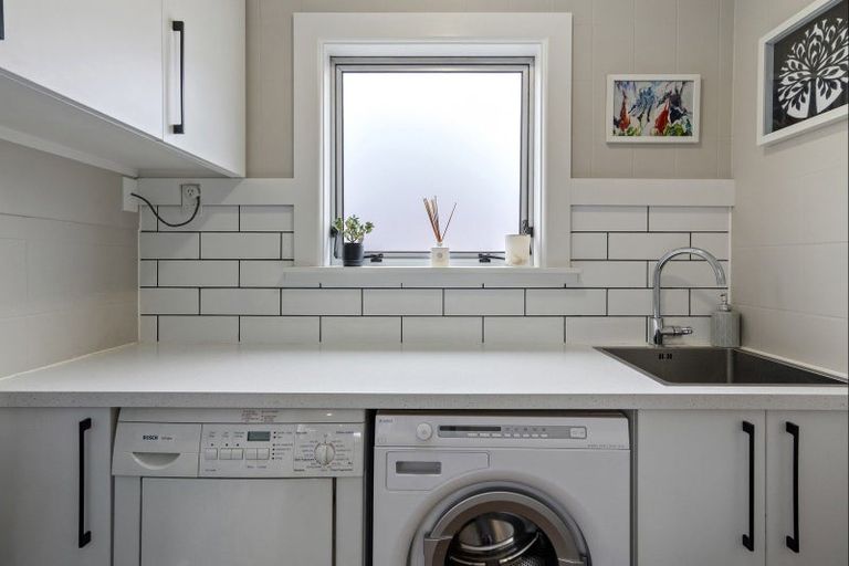 Photo of property in 96 Saint James Avenue, Papanui, Christchurch, 8053