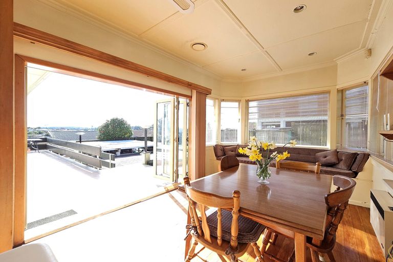 Photo of property in 6 Eric Crozier Road, Darfield, 7571