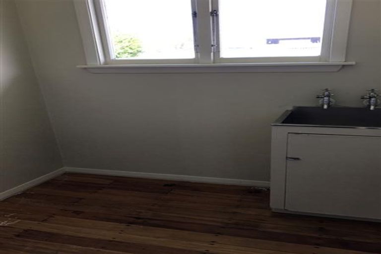 Photo of property in 15a Oxford Street, West End, Timaru, 7910