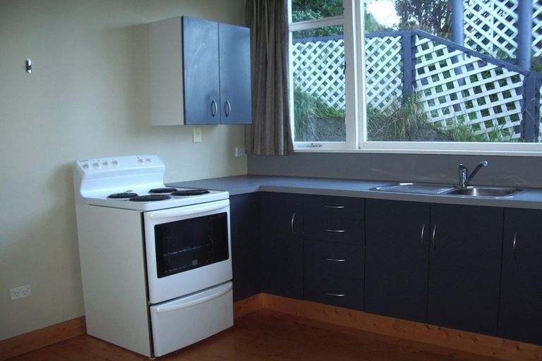 Photo of property in 6 Russell Street, Stepneyville, Nelson, 7010