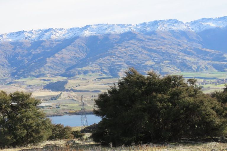 Photo of property in 191 Lakefront Terrace, Northburn, Cromwell, 9383