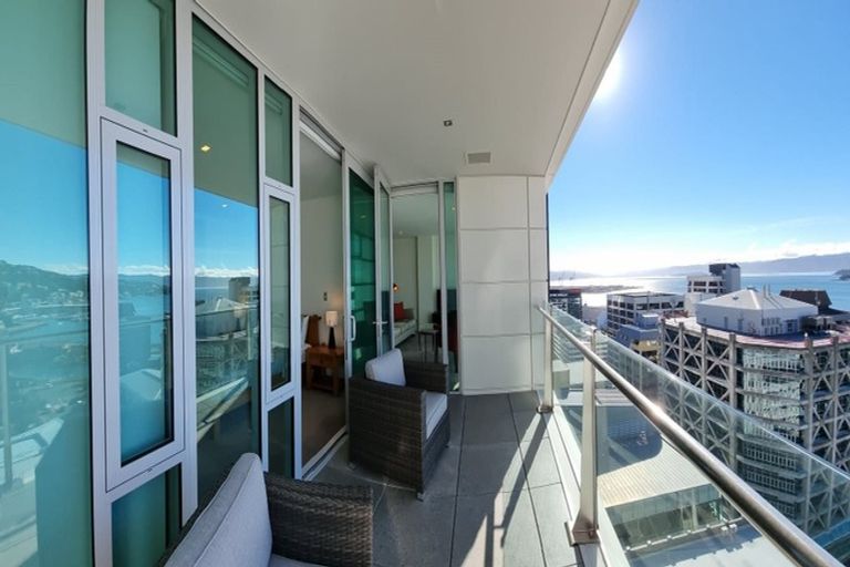 Photo of property in 9 Chews Lane, Wellington Central, Wellington, 6011