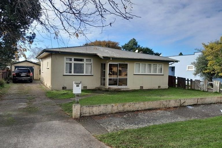 Photo of property in 39 Thomson Street, West End, Palmerston North, 4412