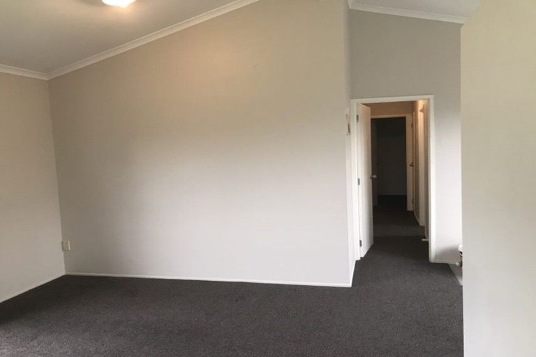 Photo of property in 1/20 Solveig Place, Randwick Park, Auckland, 2105