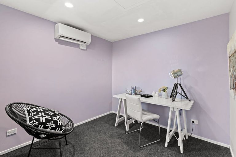 Photo of property in 64 Bevington Street, Avonhead, Christchurch, 8042