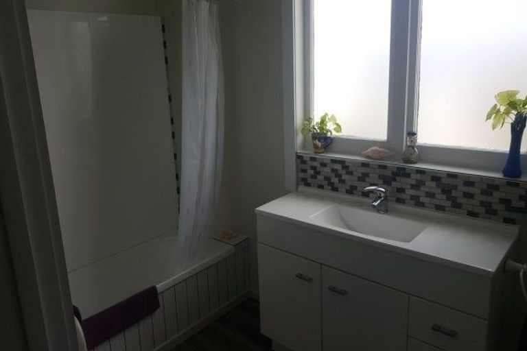 Photo of property in 4 Lovatt Crescent, Kensington, Whangarei, 0112