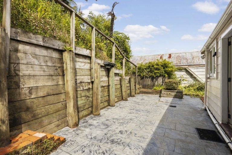 Photo of property in 202 Aro Street, Aro Valley, Wellington, 6021