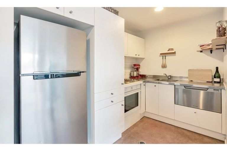 Photo of property in 24/8 Clayton Street, Newmarket, Auckland, 1023