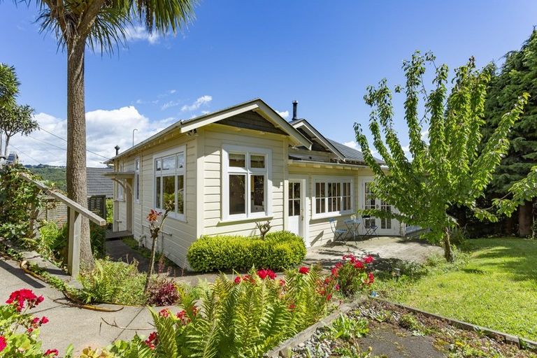 Photo of property in 15 Northview Crescent, Belleknowes, Dunedin, 9011