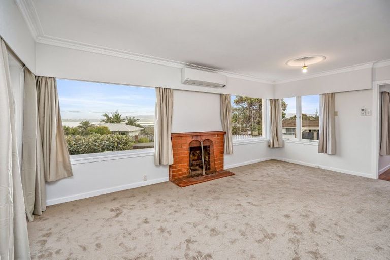 Photo of property in 11a Raumati Crescent, Onerahi, Whangarei, 0110