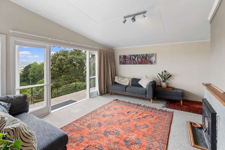 Photo of property in 32 Wairere Road, Bastia Hill, Whanganui, 4500