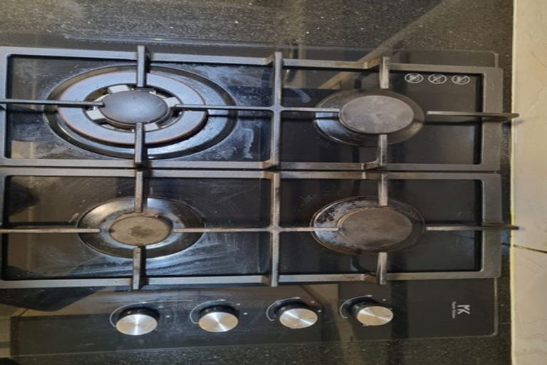 Photo of property in 6a Dennis Road, Papatoetoe, Auckland, 2025