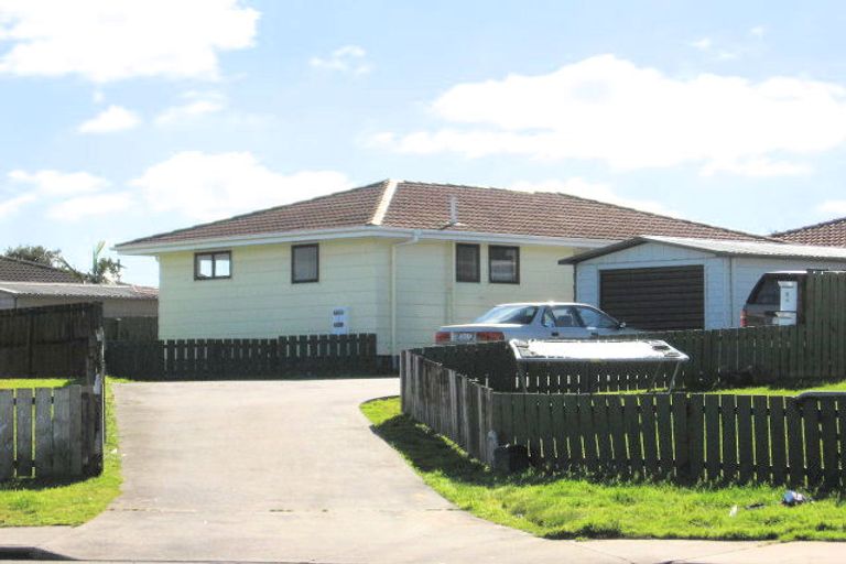 Photo of property in 5a Jack Farrell Place, Papakura, 2110