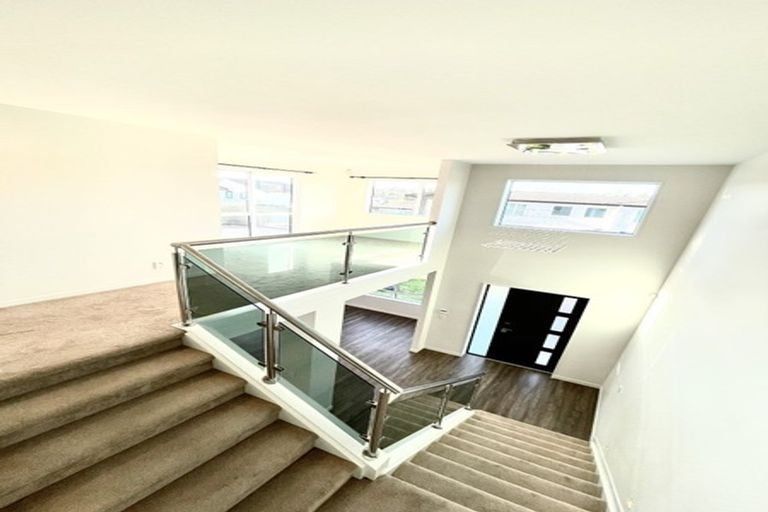 Photo of property in 41 Remuremu Street, Long Bay, Auckland, 0630