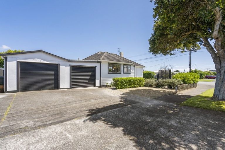 Photo of property in 2 Drake Street, Vogeltown, New Plymouth, 4310