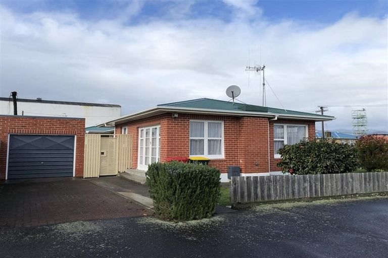 Photo of property in 22 Stanley Street, Levin, 5510