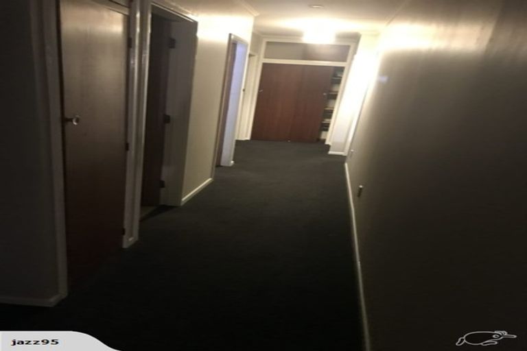 Photo of property in 100 Main Road, Waikanae, 5036