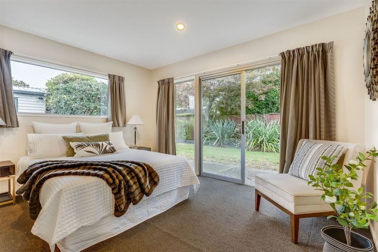 Photo of property in 21 Glenside Avenue, Ilam, Christchurch, 8041