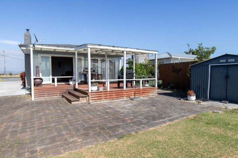 Photo of property in 104 Pipiroa Road, Ngatea, 3503